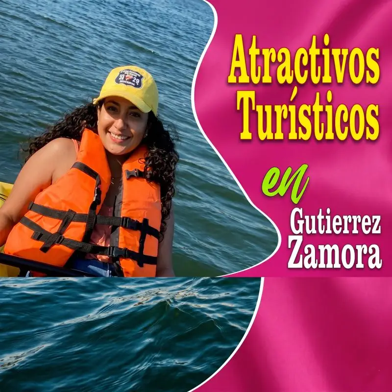 Mujer sonriendo con chaleco salvavidas en un paseo en lancha por el río Tecolutla. Texto integrado: Atractivos Turísticos en Gutiérrez Zamora, Veracruz.