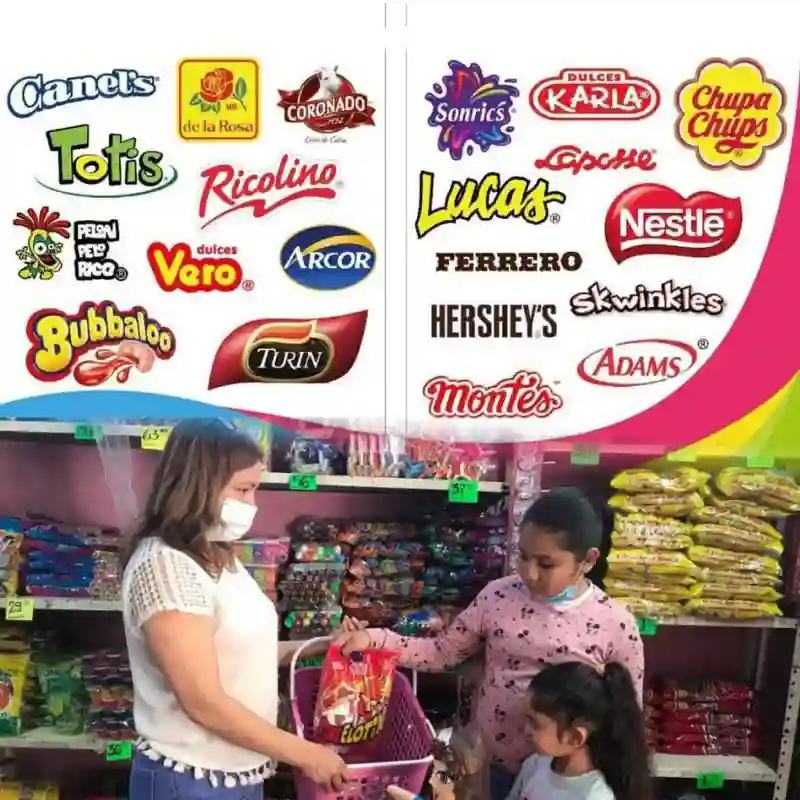 Marcas líderes de confitería como Ricolino, De La Rosa y Nestlé comercializadas en tienda Grupo Dulcelandia Papantla.
